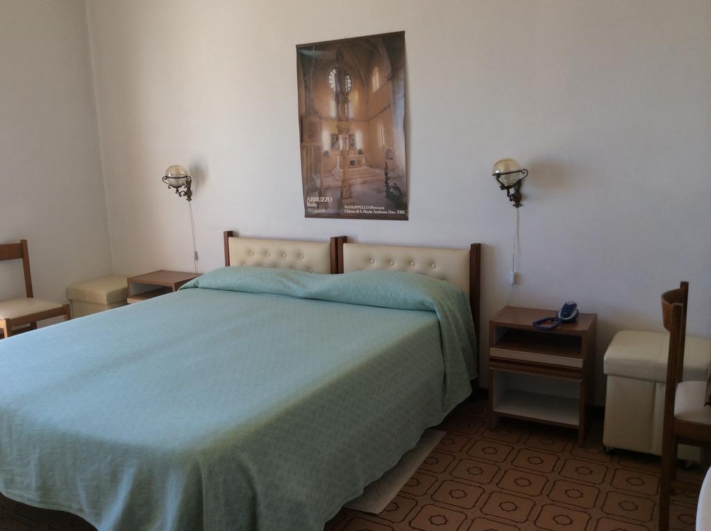 B&B Loreblick Loreto Aprutino Room photo